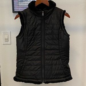 Nicole Miller Women's Faux Fur Reversible Vest in Size S